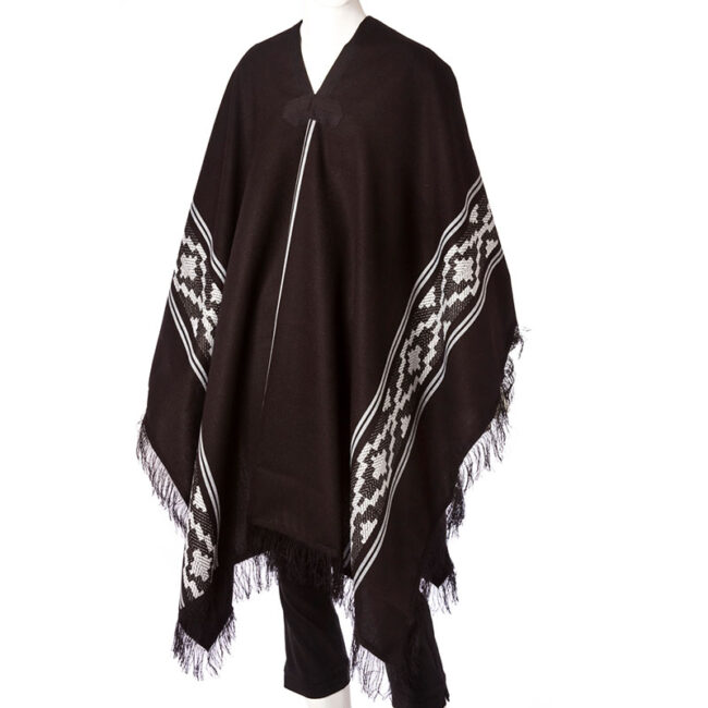 Poncho cuatro flecos Sureño – Tejidos Calamaco